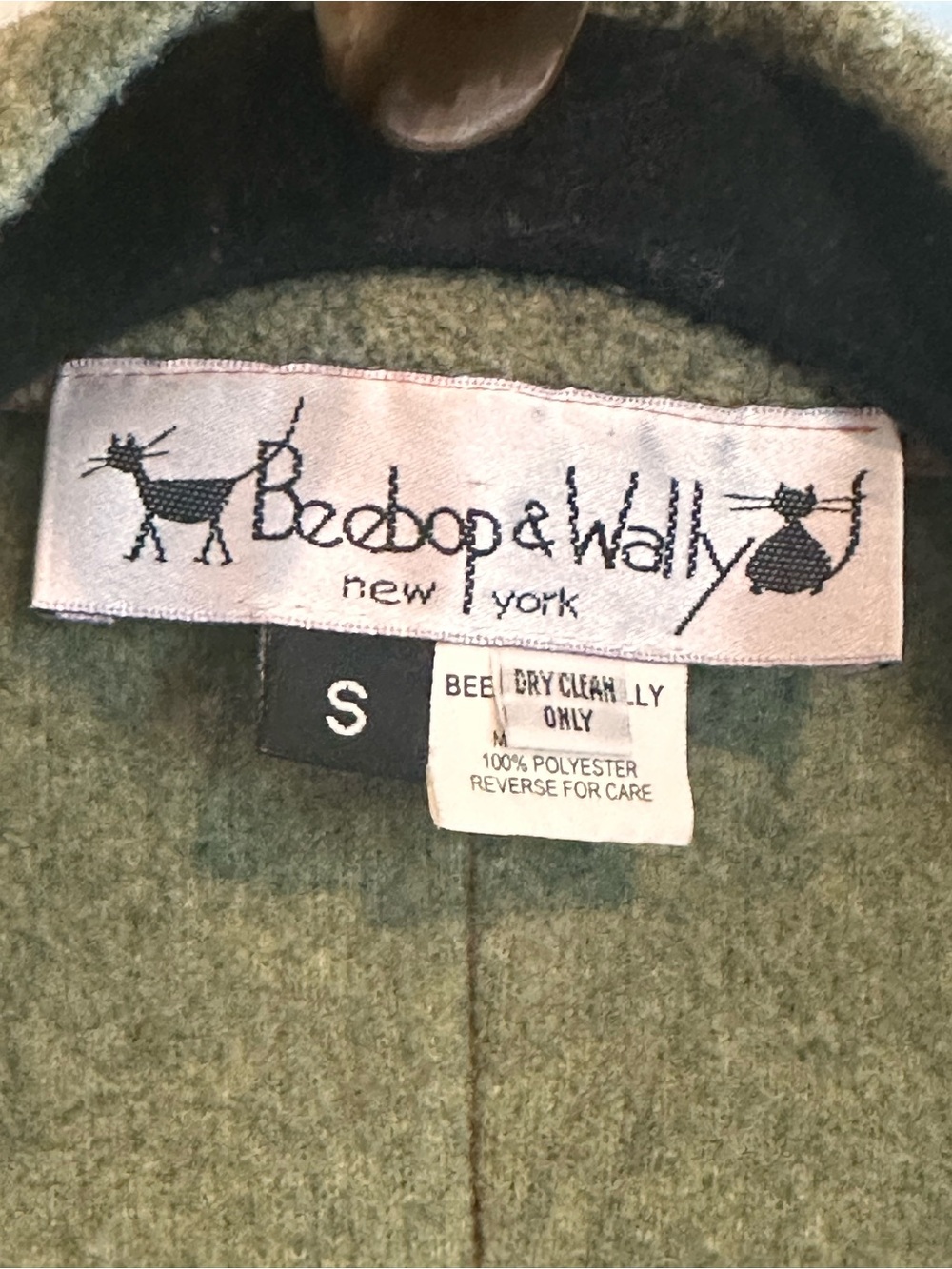 Beebop & Wally Olive Green Felt Knit Sweater Jacket. Size Small - Picture 5 of 5